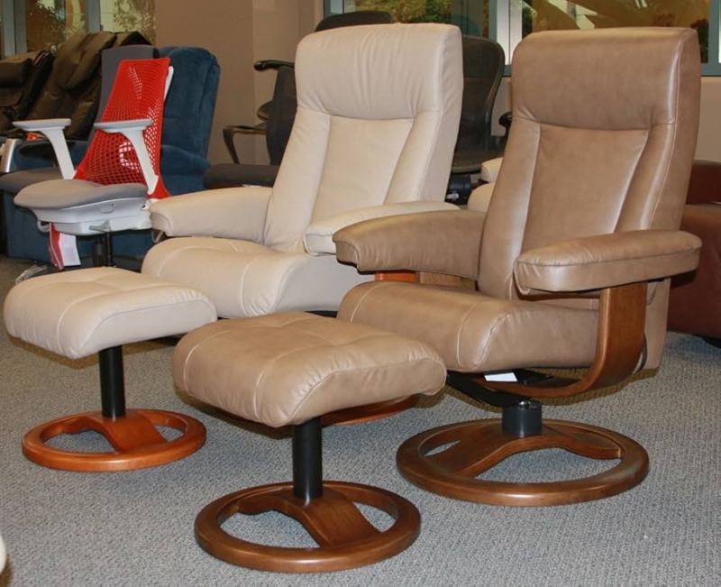 Amazon.com: ScanSit 110 Black Leather Recliner Norwegian Ergonomic  Scandinavian Lounge Reclining Chair 110 Large Recliner Furniture Teak Wood  by Hjellegjerde : Home & Kitchen