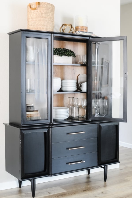 China Cabinet Mid Century Modern Style Slim Horizontal Hardware