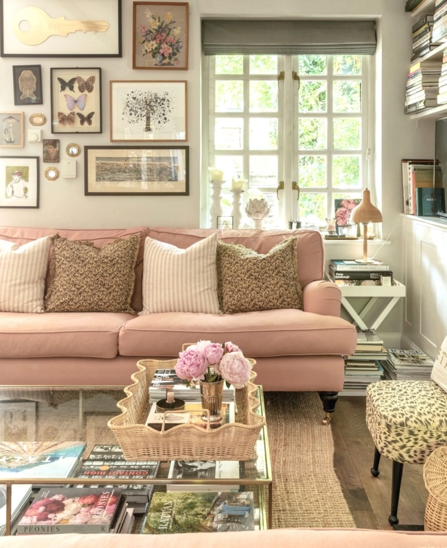 Cottage Style Sofa Gallery Wall Art Leopard Print Accent Chair