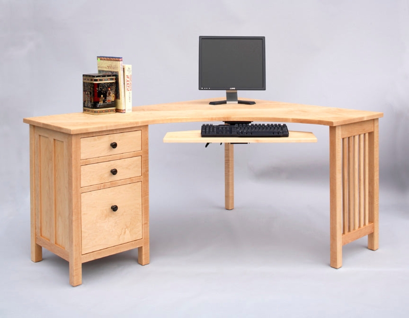 Craftsman Style Home Office Corner Desk with Slatted Side Panel