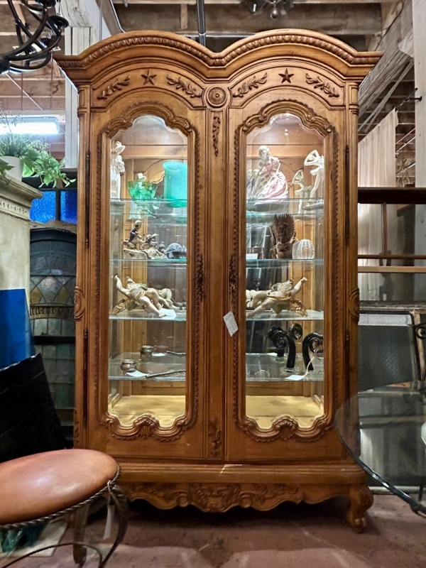 Curio Cabinet Twin-Arched Top, Ornate Star Carvings, Mirrored Back Interior