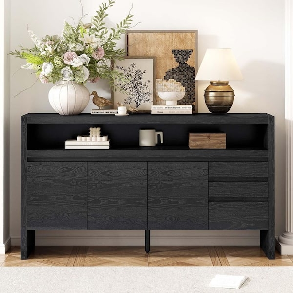 Handleless Sideboard with a Full-Width Recessed Niche