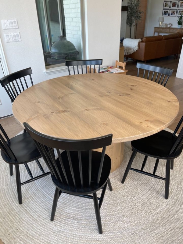 Light Wood Cylinder Pedestal Round Dining Table with Spindle Chairs