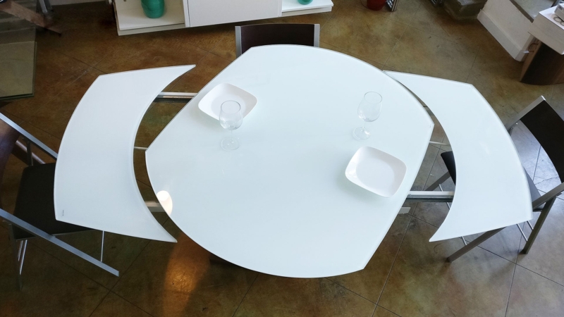 Oval White Dining Table with Glossy Glass Top and Curved Extension