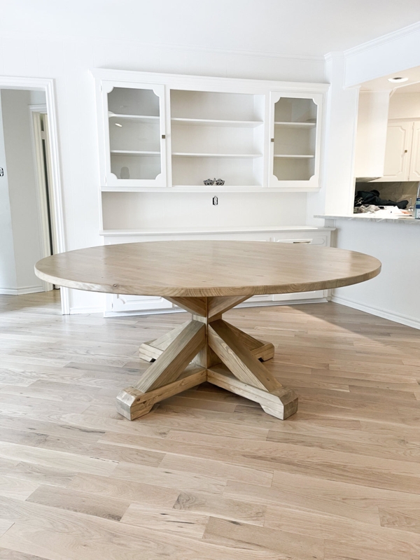 Round Dining Table Chunky Interlocking X-Base Light Wood Finish