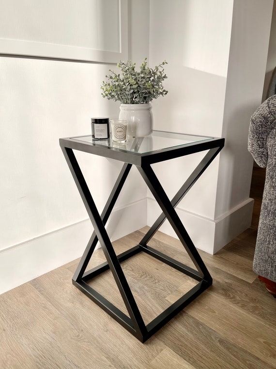 Side Table Twisted Metal Geometric Frame Glass Top