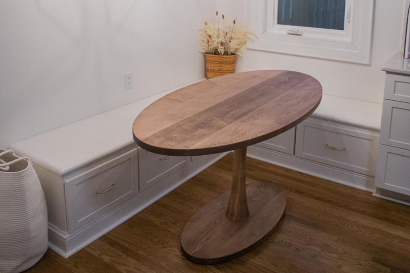 Small Oval Pedestal Breakfast Table for Built-In Nook