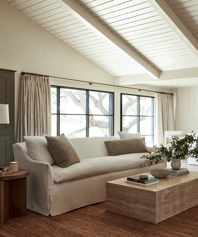 Sofa California Casual Slipcovered Bench Cushion Linen Texture