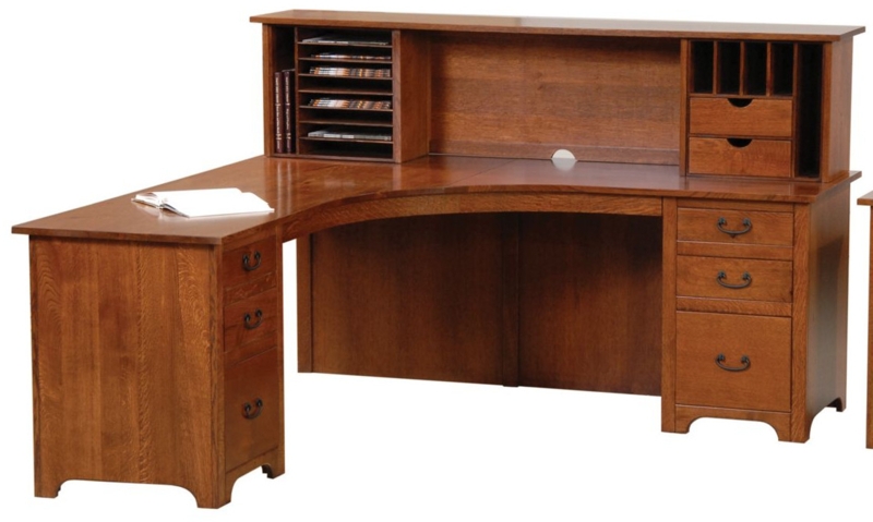 Traditional Mission Corner Desk with Hutch and Arched Apron