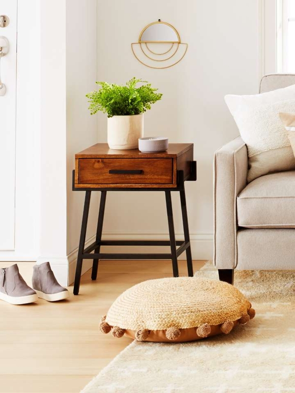 Transitional Round End Table, Wood-Toned with Matte Finish
