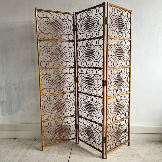 Bohemian Folding Screen featuring Intricate Knotted Scrollwork