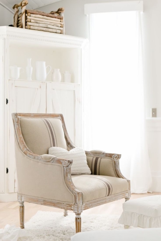 Cane Back Accent Chair with Cabriole Legs and Wood Frame