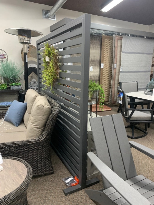 Freestanding Charcoal Gray Privacy Screen with Horizontal Slats