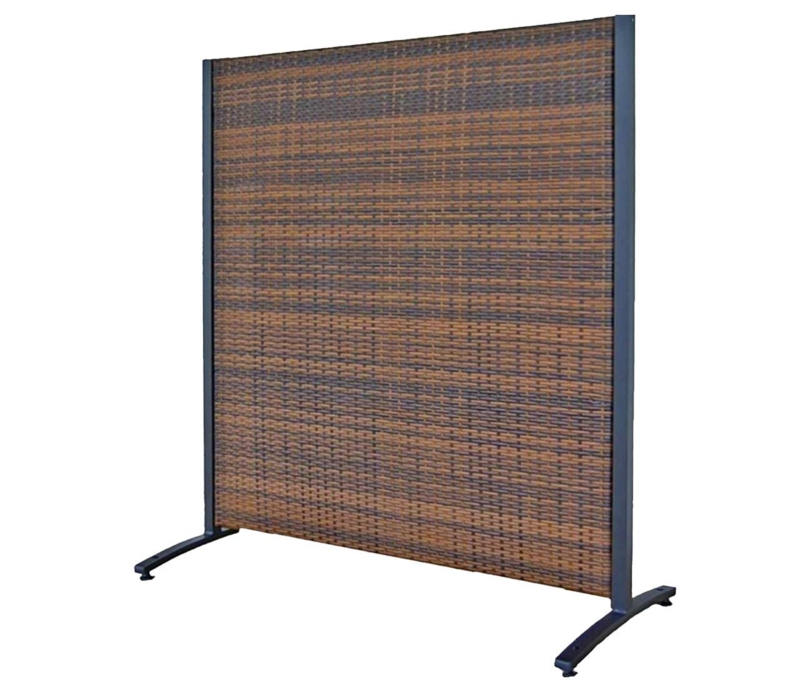 Freestanding Woven Wicker Privacy Screen in Multi-Tonal Brown