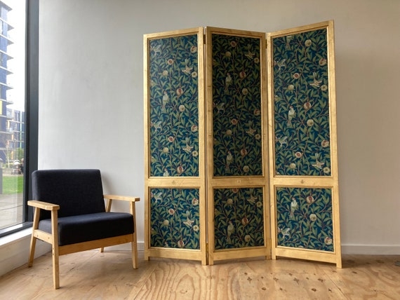 Room Divider William Morris Botanical Print Light Wood Screen