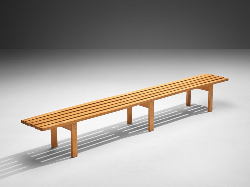 Scandinavian Style Slatted Bench with Block Legs