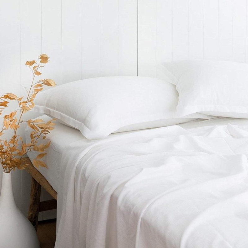Amazon.com: PANDATEX White Linen-Textured Bed Sheets Set, Bamboo Rayon,  Cotton, Linen Blend Bed Sheets Queen Size, Soft Cool & Breathable for Hot  Sleepers,Durable Natural Organic Bed 15'' Deep Pocket - 4 Piece :