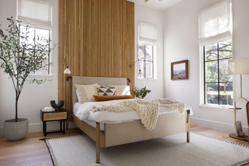 Bed Frame Spindle Headboard, Natural Oak Finish. Scandinavian Spindle Bed Styling.