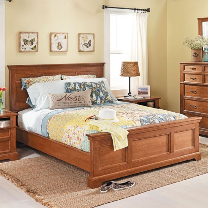 Bed Frame Wood Grain Finish Traditional Slatted Headboard & Footboard