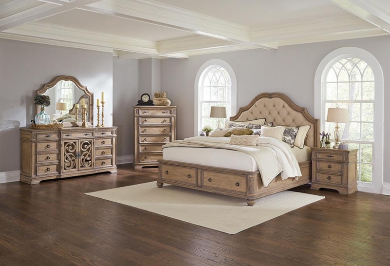 Bedroom Set Antique Linen Finish Storage Footboard Filigree Carvings