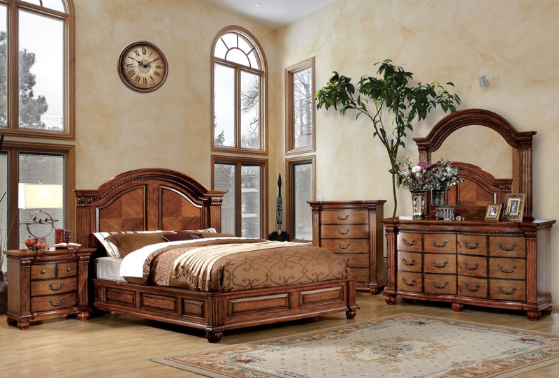Bedroom Set Antique Tobacco Oak Finish Fluted Pilasters Old World Style