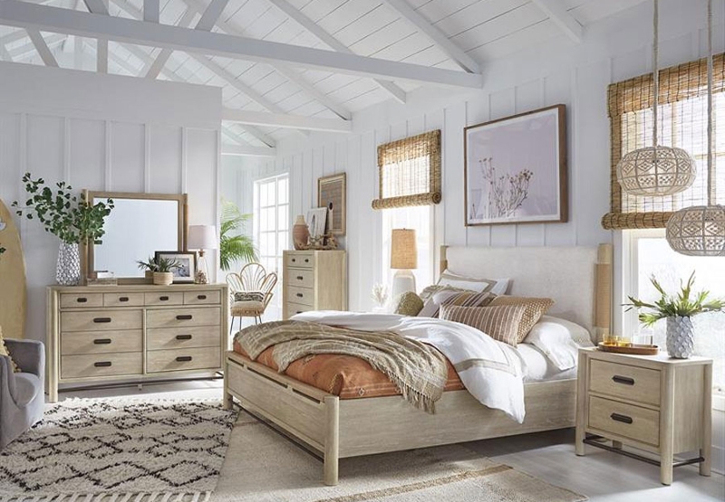 Bedroom Set Coastal Farmhouse Weathered White Louvered Headboard