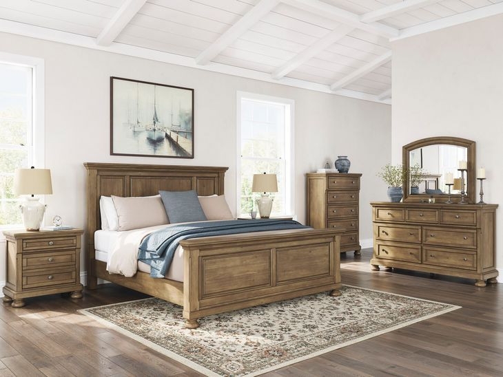 Bedroom Set Traditional Medium Wood Tone Picture Frame Molding Bun Feet