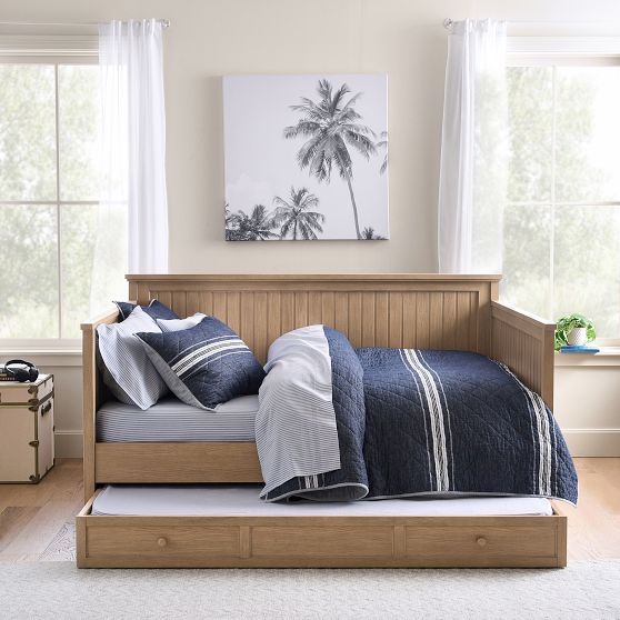 Coastal Beadboard Daybed with Trundle in Weathered White