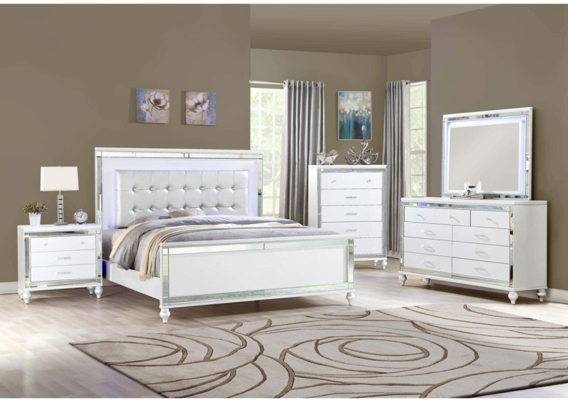Contemporary Bedroom Set Reflective Inlaid Trim White Matte Finish