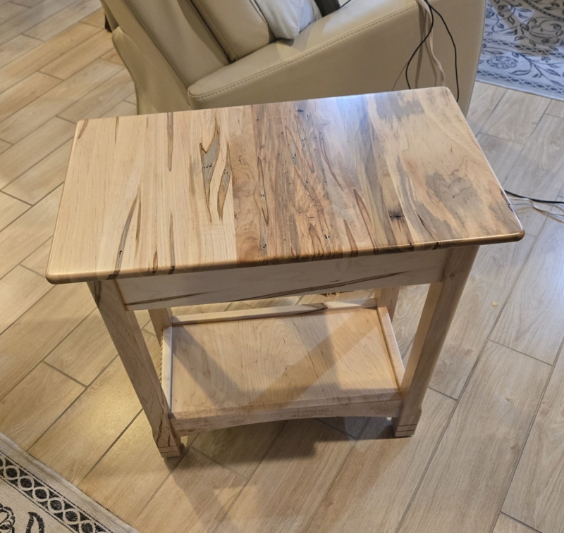 End Table Craftsman Style, Thick Top, Square Legs, Sturdy.