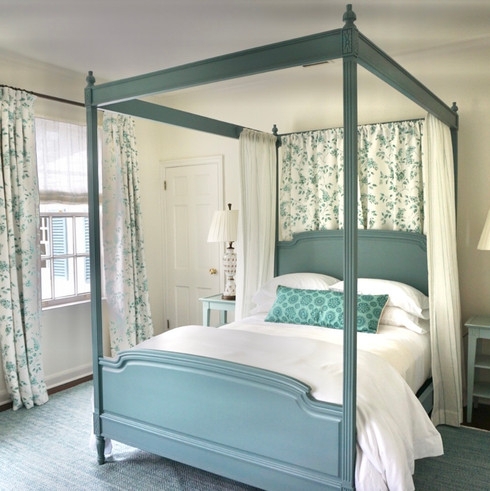 Four Poster Bed Turned Posts Whitewashed Wood Farmhouse Style