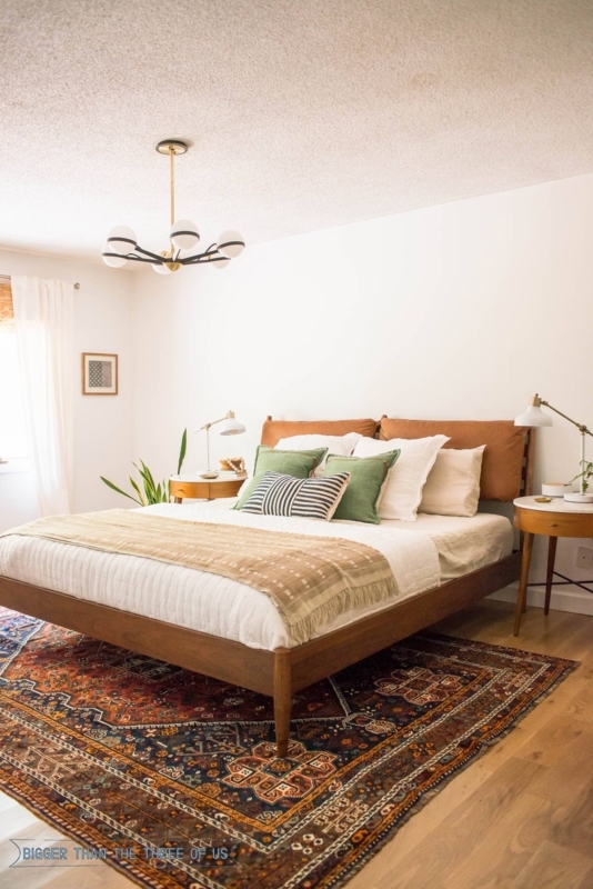 Grey Upholstered Platform Bed with Woven Texture Headboard