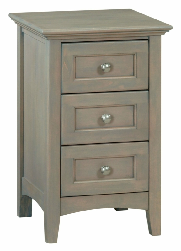 Honey Oak Shaker Nightstand showing Strong Visible Wood Grain Patterns