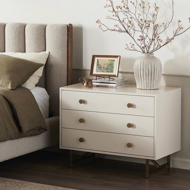 Mid-Century Modern Nightstand with Tapered Legs and Alabaster Finish