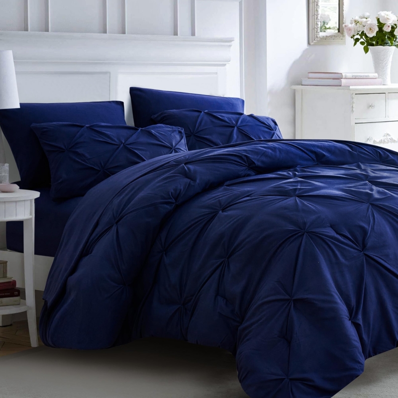 Modern Bedding Set featuring Grey Accents and Crinkle Texture