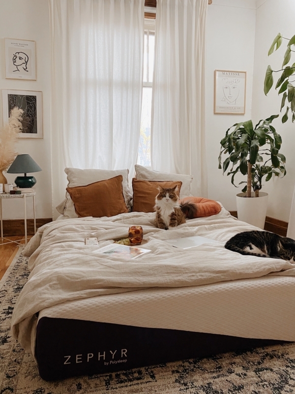 Neutral Floor Placement Mattress with Chunky Knit Throw