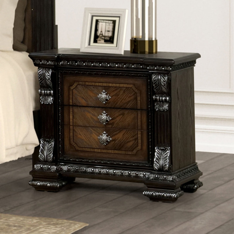Nightstand 3-Drawer Bracket Feet Molded Trim Traditional Chest