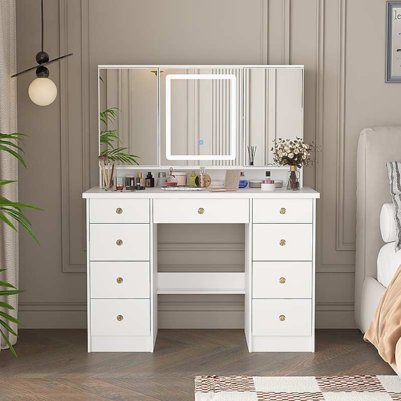 Nine Drawer Vanity, Hollywood Lighting, Crystal Knobs, Hutch Top, Elegant.