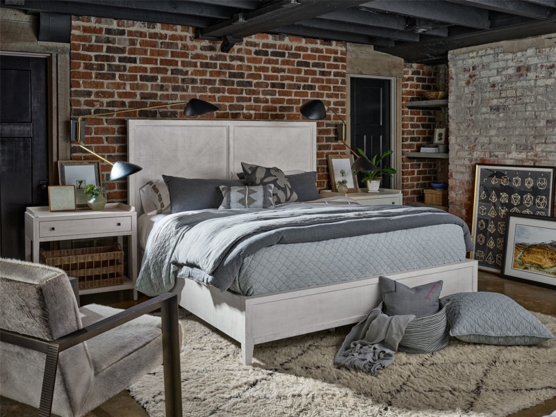 Queen Bed with Natural Wood Spindle Headboard and Tapered Legs