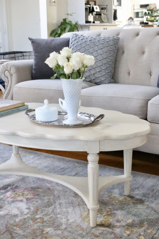Round Pedestal Coffee Table, Baluster Base, Two-Tone Distressed Finish. Modern farmhouse.