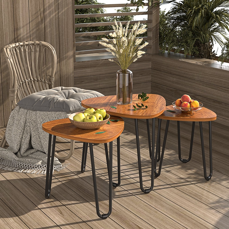 Set of 3 Nesting Tables Rustic Wood Round Graduated Heights