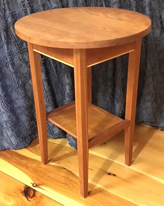 Side Table Two-Tone Wood, Curly Texture, Round Top, Shelf.
