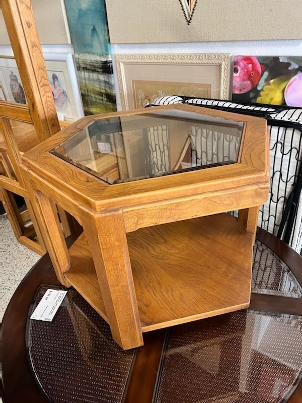 Three-Tier Circular End Table with Espresso Finish and Curved Legs