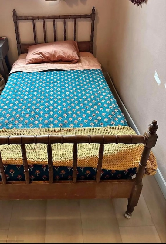 Vintage Maple Twin Bed with Turned Spindle Headboard and Legs