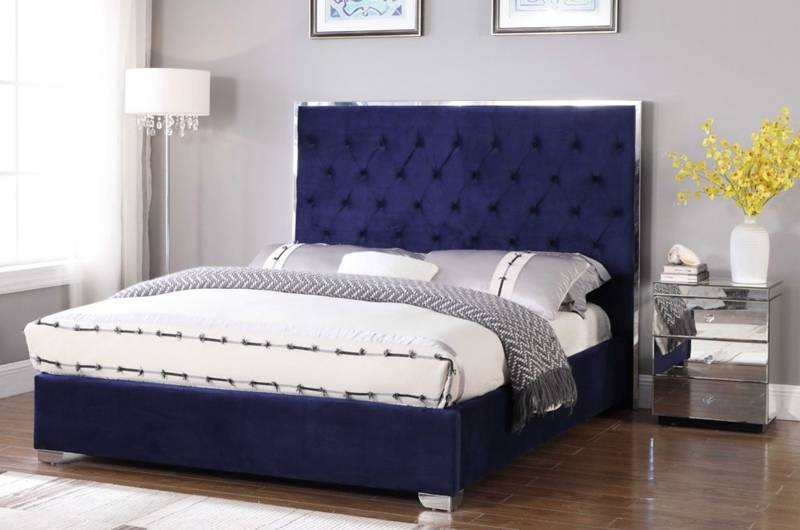Winged Upholstered Bed with Vertical Tufting and Metallic Feet