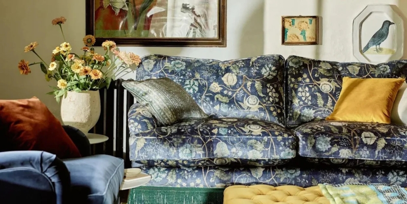 Botanical Patterned Sofa with Square Arms in Cottage Style