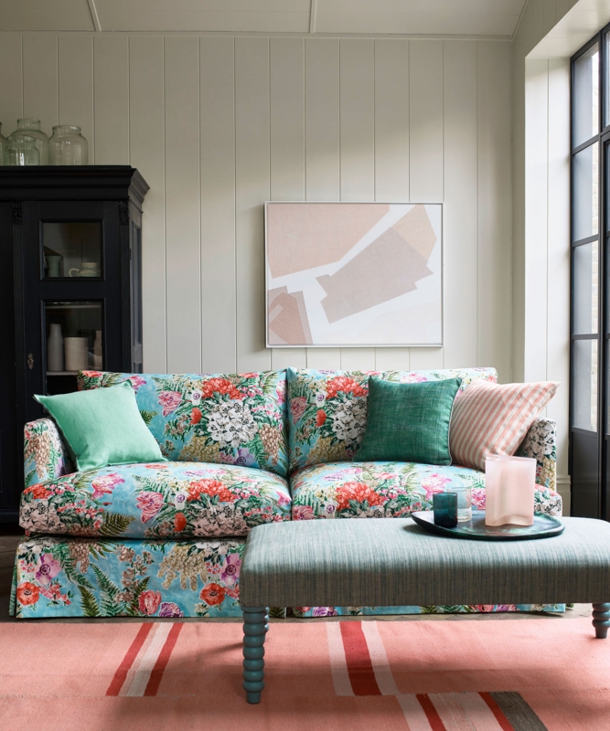 Botanical Print Upholstered Couch, Rolled Arm Silhouette, Wood Feet