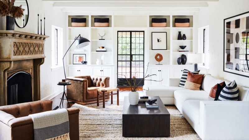 Built-in Bookcase Wall-to-Wall Shelving for Floor to Ceiling Storage