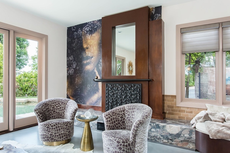 Built-In Window Seat Daybed and Cognac Leather-Like Chairs