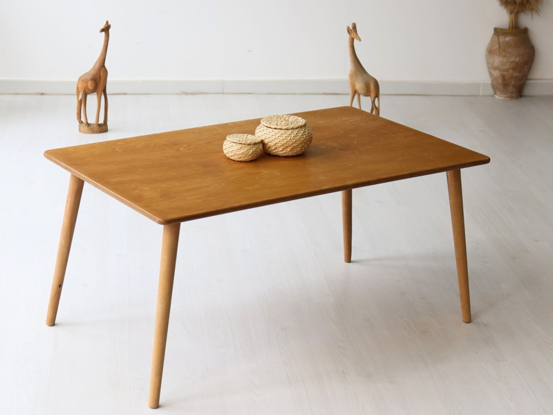 Live Edge Walnut Coffee Table. Black Metal Hairpin Legs, Modern Rustic.